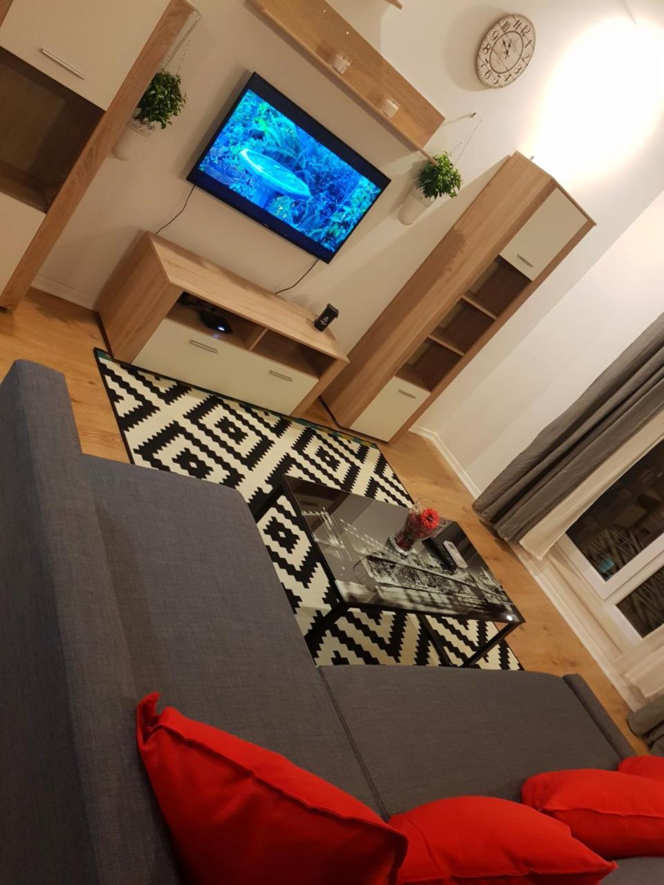 Modern Apartment With Pool In North Bucharest Cretuleasca Esterno foto